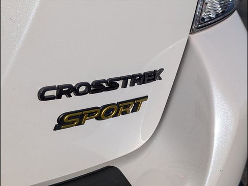 Used 2022 Subaru Crosstrek 2.5i Sport w/ Moonroof Package image 18