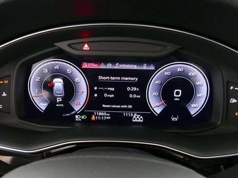 Used 2024 Audi Q8 Premium Plus AWD/4WD image 25
