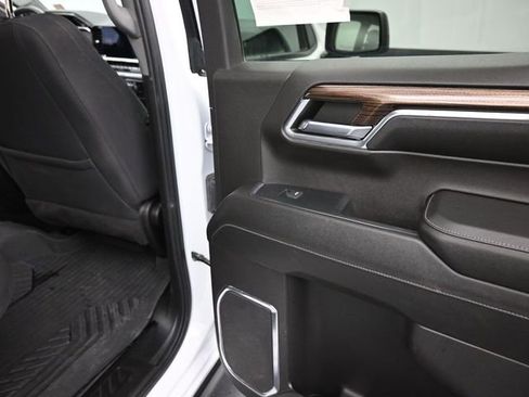 Used 2024 Chevrolet Silverado 1500 LT Trail Boss w/ Protection Package AWD/4WD image 19