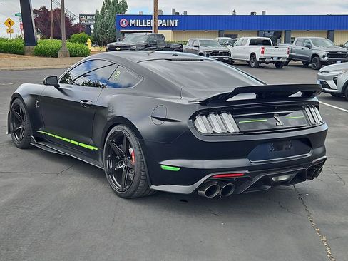 Used 2020 Ford Mustang Shelby GT500 w/ Technology Package RWD image 4