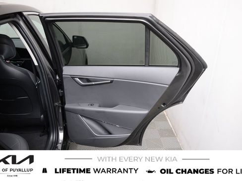 New 2026 Kia Niro LX FWD image 13