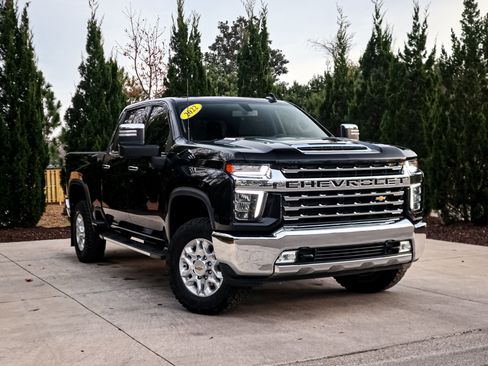 Used 2022 Chevrolet Silverado 2500 LTZ w/ LTZ Convenience Package image 2