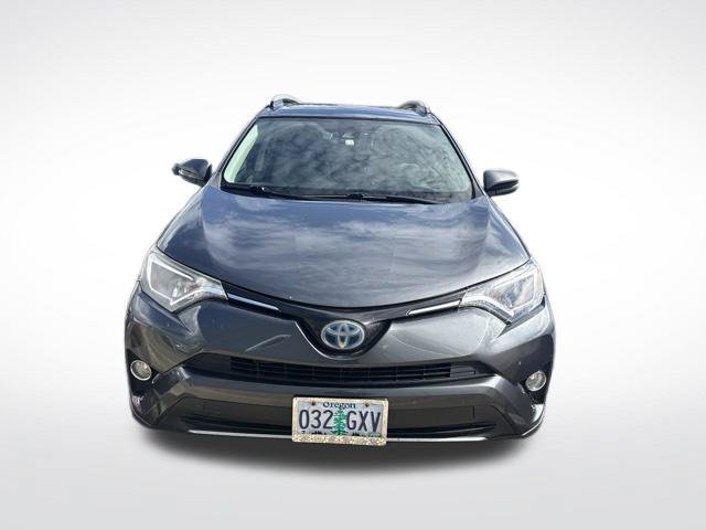 Used 2018 Toyota RAV4 XLE AWD/4WD image 5