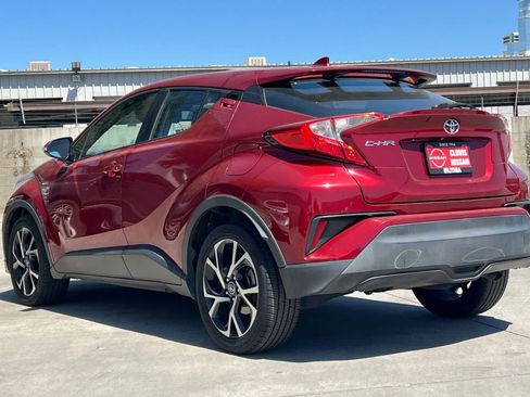 Used 2018 Toyota C-HR XLE FWD image 7