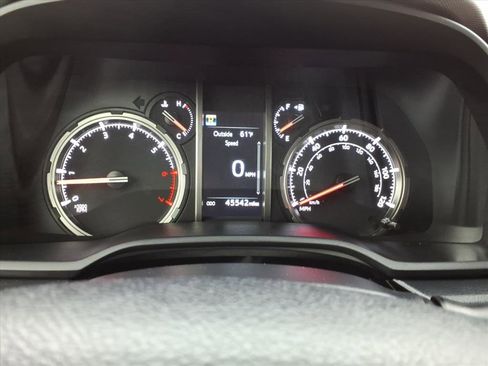 Used 2024 Toyota 4Runner TRD Off-Road image 22