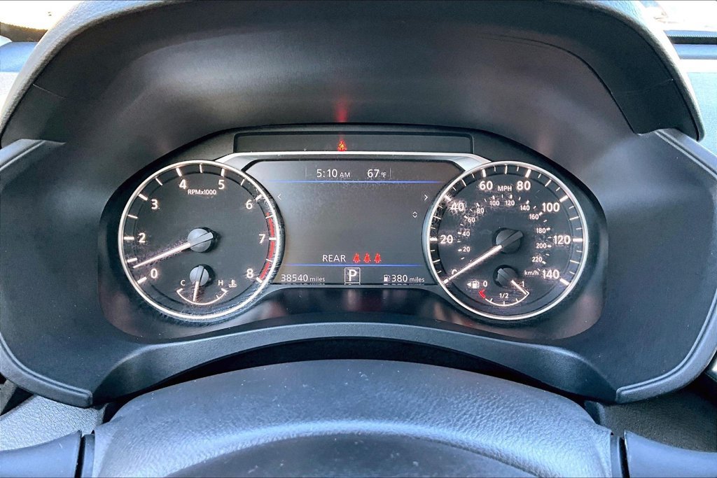 Used 2025 Nissan Altima 2.5 SV FWD image 27