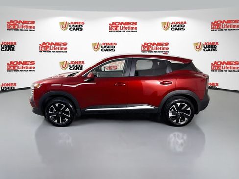 Certified 2025 Nissan Kicks SV w/ SV Premium Package AWD/4WD image 14