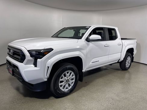 New 2026 Toyota Tacoma SR5 AWD/4WD image 7