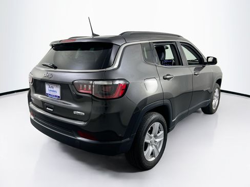 Used 2022 Jeep Compass Latitude w/ Convenience Group AWD/4WD image 5