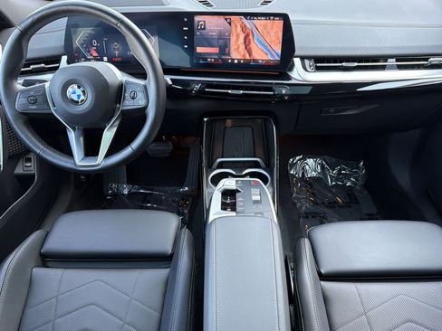 Used 2026 BMW X2 xDrive28i AWD/4WD image 15
