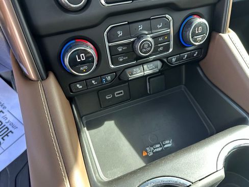 Used 2023 Chevrolet Tahoe High Country image 39