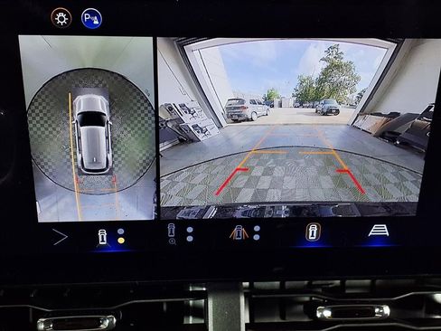 New 2026 Chevrolet Equinox RS w/ Convenience Package III image 4