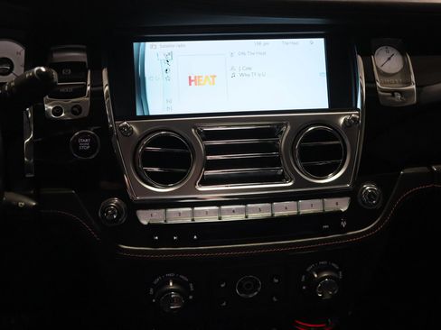 Used 2016 Rolls-Royce Ghost image 16