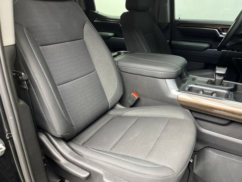 Used 2024 Chevrolet Silverado 1500 LT Trail Boss w/ Convenience Package II AWD/4WD image 23