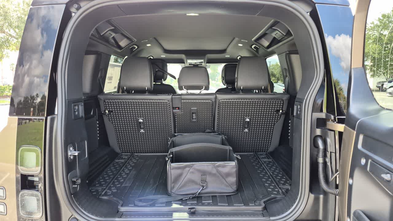 New 2026 Land Rover Defender 110 S AWD/4WD image 37