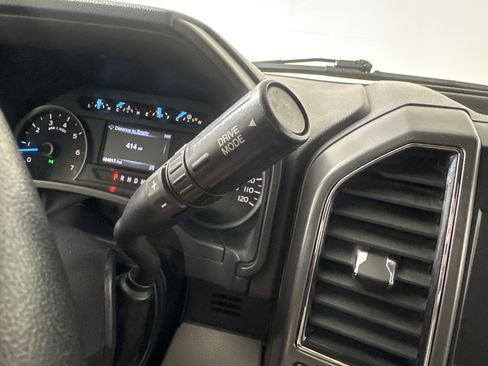 Used 2018 Ford F150 XLT w/ Equipment Group 302A Luxury AWD/4WD image 21