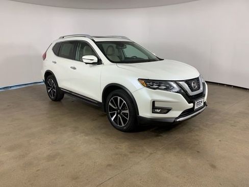 Used 2017 Nissan Rogue SL w/ SL Premium Package AWD/4WD image 5