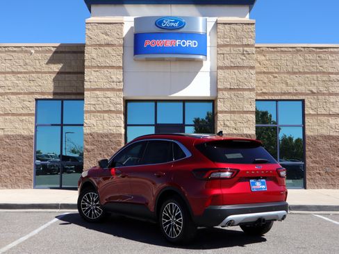 New 2025 Ford Escape SE w/ PHEV Premium Package image 8