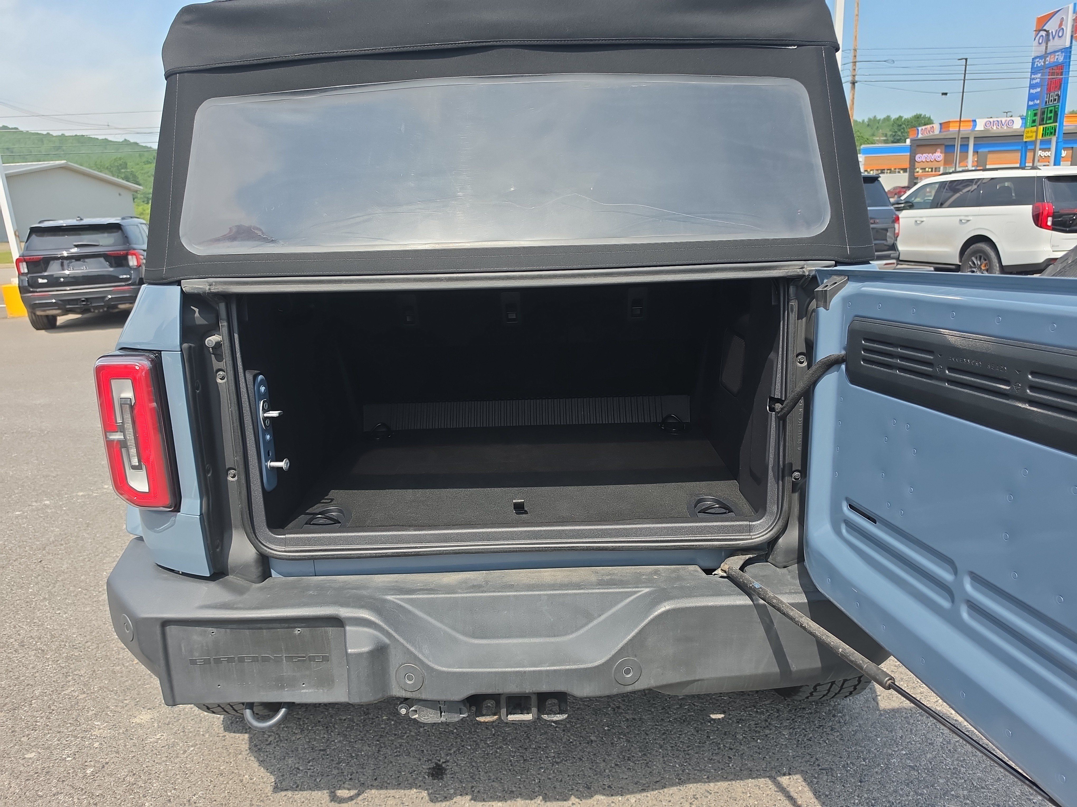 Used 2023 Ford Bronco Outer Banks AWD/4WD image 5