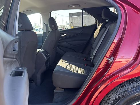 Used 2023 Chevrolet Equinox LT image 21