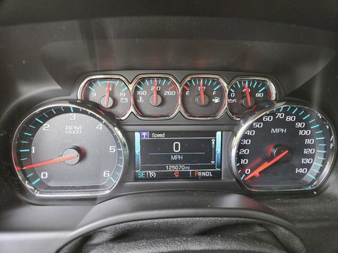 Used 2018 GMC Yukon XL SLT w/ Premium Edition AWD/4WD image 18