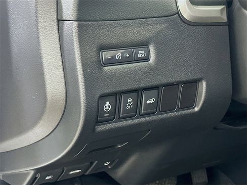 Used 2017 Nissan Murano Platinum w/ Platinum Technology Package image 18