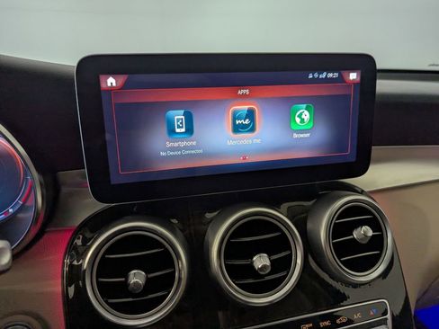Used 2021 Mercedes-Benz GLC 300 image 44