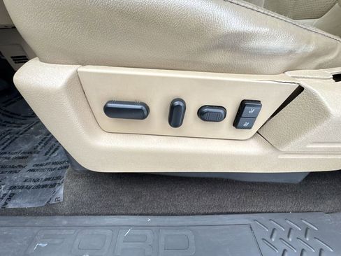 Used 2013 Ford F150 Lariat w/ Lariat Chrome Pkg image 14