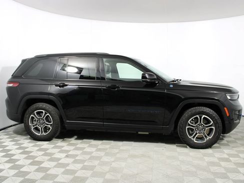 Used 2023 Jeep Grand Cherokee Trailhawk AWD/4WD image 49