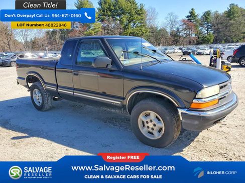 Used 2001 Chevrolet S10 Pickup LS w/ Preferred Equipment Group AWD/4WD image 5