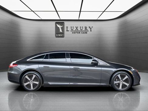 Used 2023 Mercedes-Benz EQS 450+ Sedan image 9