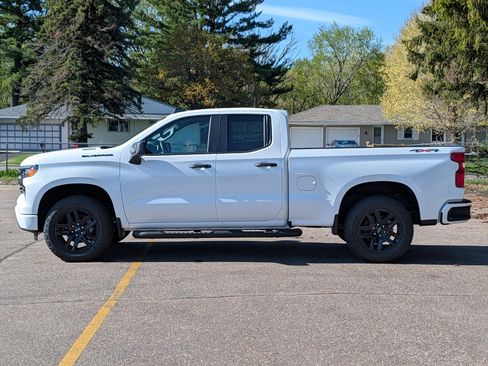 New 2026 Chevrolet Silverado 1500 Custom w/ Turbomax Blackout Package AWD/4WD image 5