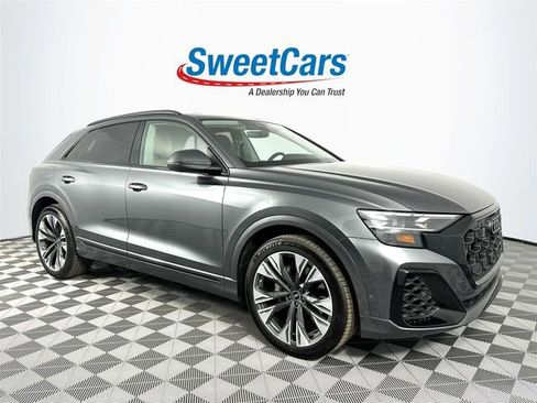 Used 2025 Audi Q8 Prestige image 1