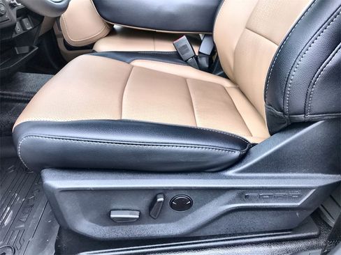 New 2026 Ford F250 Lariat w/ Chrome Package image 12