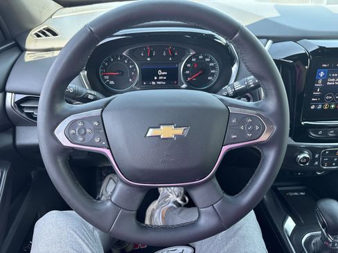 Used 2023 Chevrolet Traverse LT AWD/4WD image 27