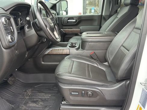 Used 2022 GMC Sierra 2500 Denali w/ Denali Ultimate Package AWD/4WD image 8
