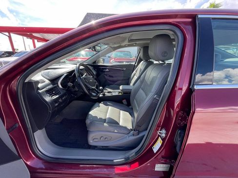 Used 2017 Chevrolet Impala LT w/ Leather Package FWD image 8