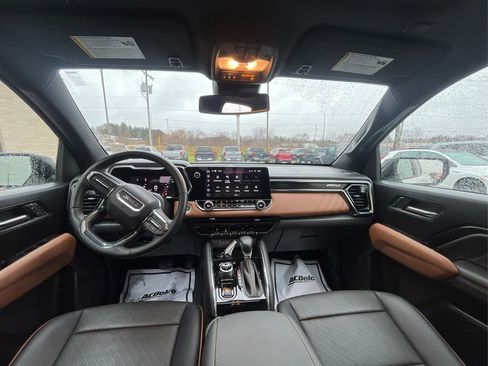 Used 2023 GMC Canyon AT4 w/ AT4 Premium Package image 27