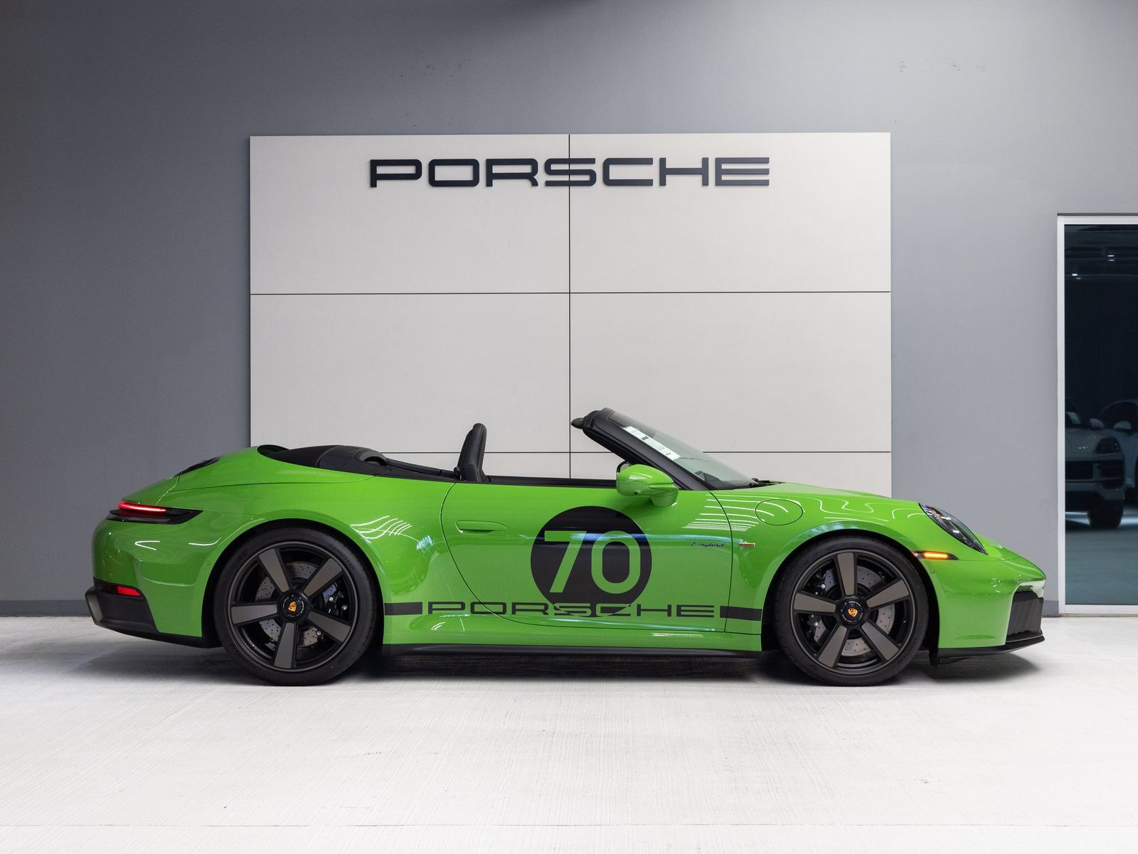 Certified 2026 Porsche 911 Carrera GTS RWD image 10