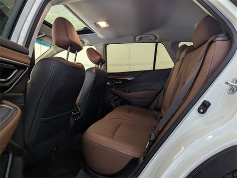 Used 2022 Subaru Outback Touring image 7
