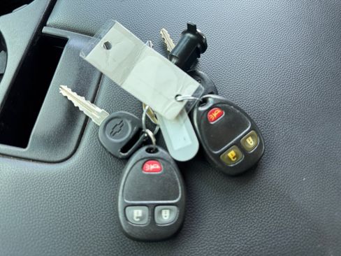 Used 2010 Chevrolet Silverado 1500 LT w/ Power Pack Plus image 25