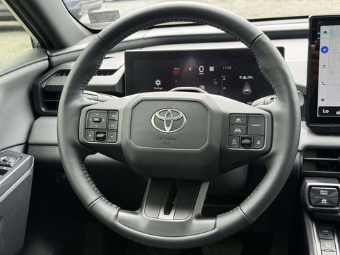 Used 2026 Toyota RAV4 XSE w/ Weather Package AWD/4WD image 9
