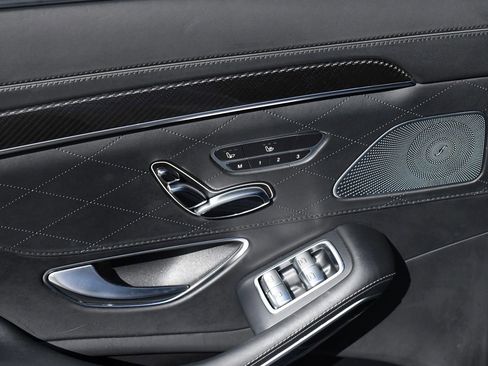 Used 2018 Mercedes-Benz S 63 AMG S 4MATIC Sedan image 43