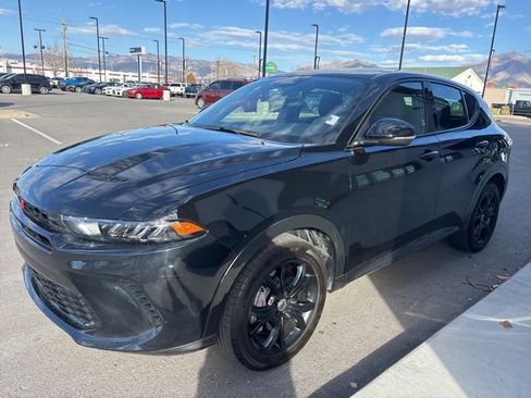 Used 2024 Dodge Hornet R/T w/ R/T Blacktop Package image 3