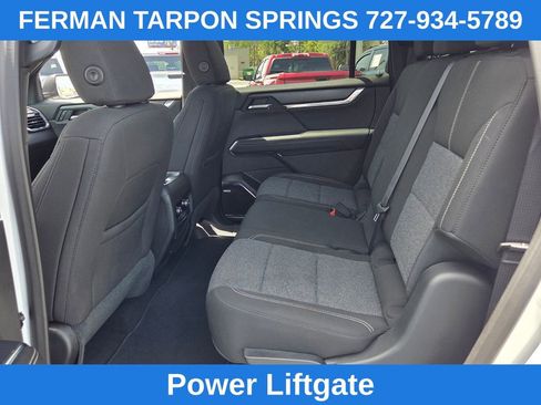 Used 2025 GMC Acadia Elevation FWD image 15