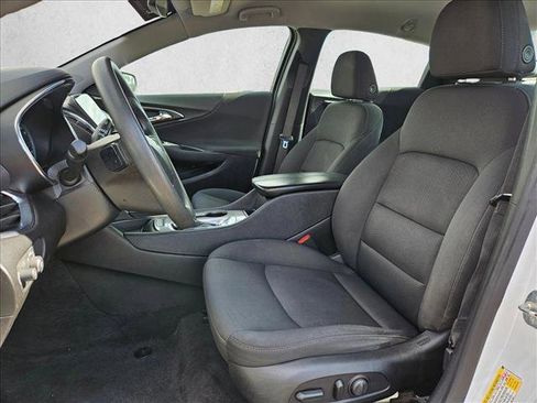 Used 2020 Chevrolet Malibu LT image 15