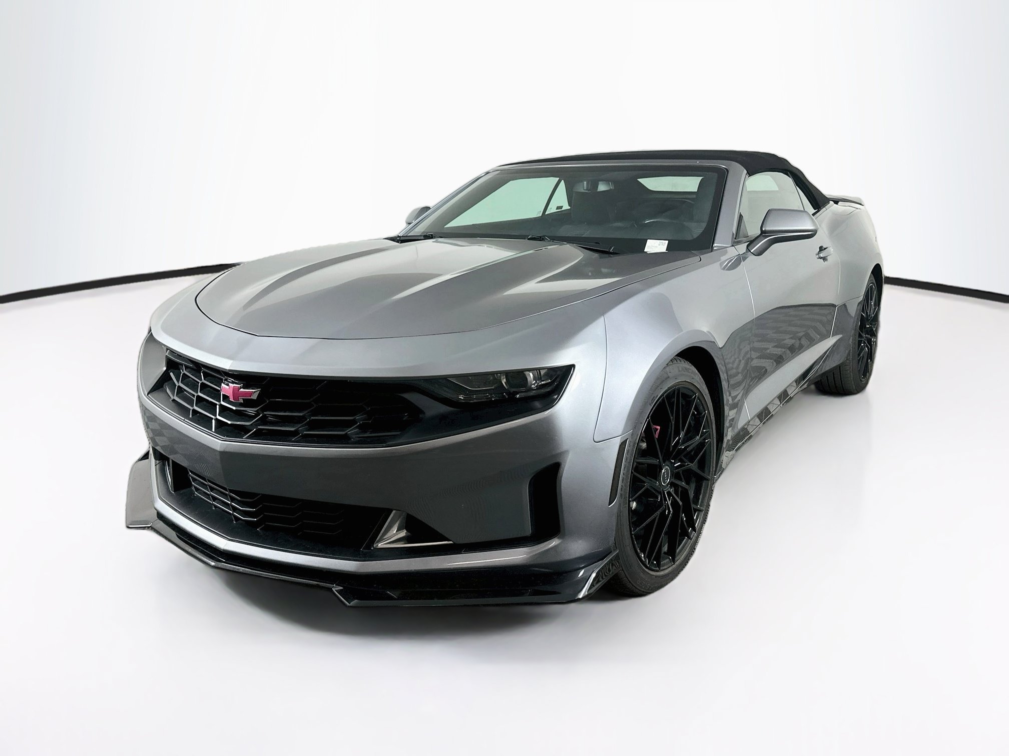 Used 2020 Chevrolet Camaro LT w/ RS Package RWD image 3