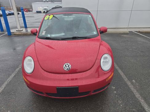 Used 2009 Volkswagen Beetle S image 8