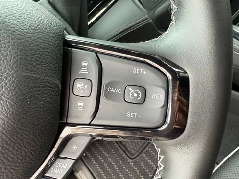 New 2026 RAM 3500 Limited AWD/4WD image 31