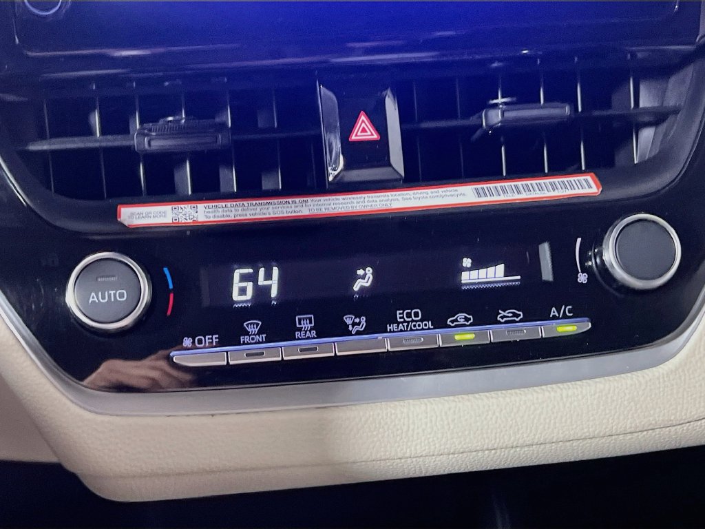 Used 2025 Toyota Corolla LE FWD image 22